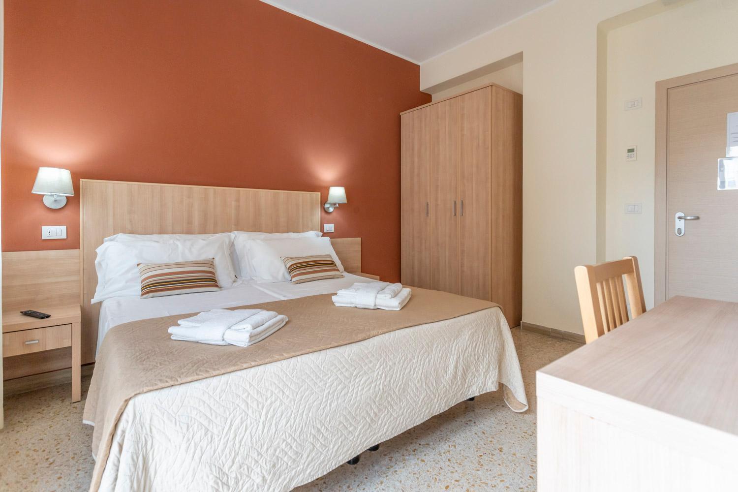 Hotel Cormoran Riccione Exteriör bild