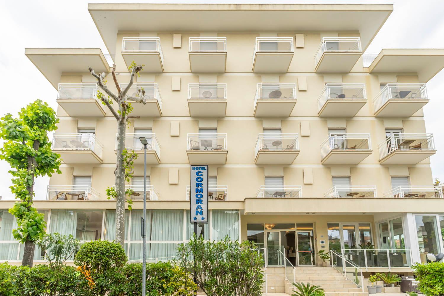 Hotel Cormoran Riccione Exteriör bild