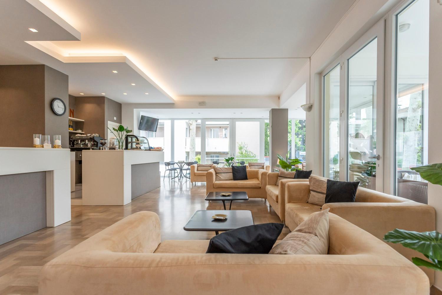 Hotel Cormoran Riccione Exteriör bild